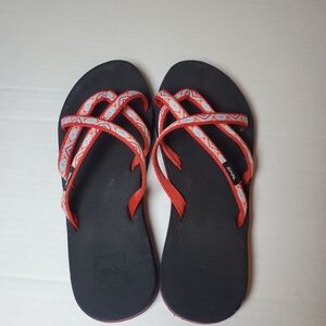 Teva Womens Flip Flops Olowahu Strappy Thongs Sandals 6840 Red Blue Size 9